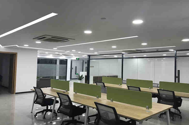 【金阳大厦160㎡写字楼/办公楼出租,可容纳工位个/ 可注册最短租期/ 精装/出租价格224元/天】-道东商业