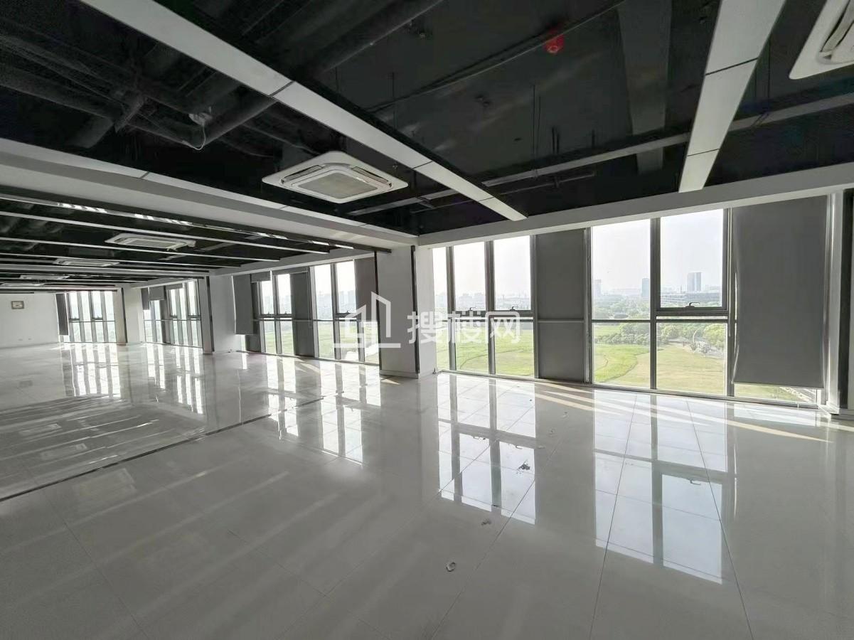 新发汇融广场面积500平