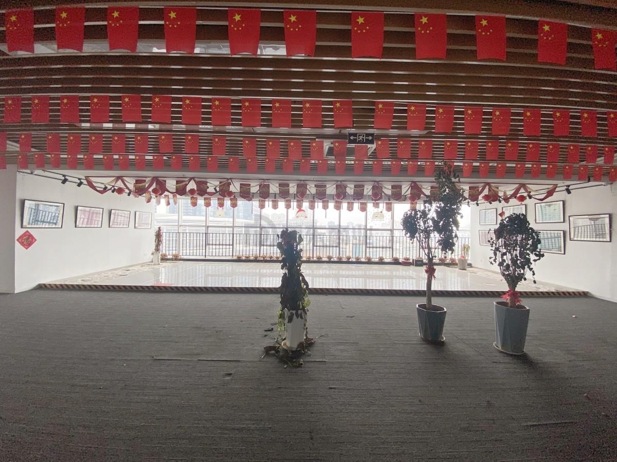 财富大厦面积580平