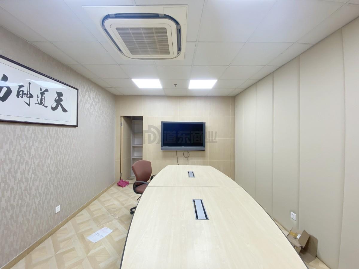 时代国际面积200平