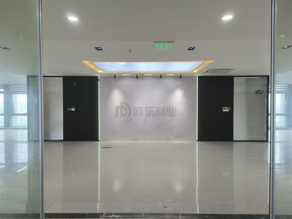 华发传感大厦面积725平