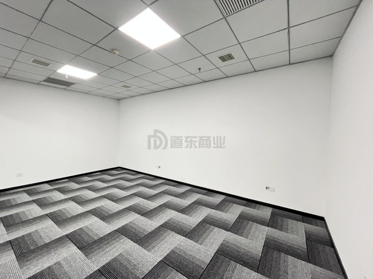 宝通大厦面积425平