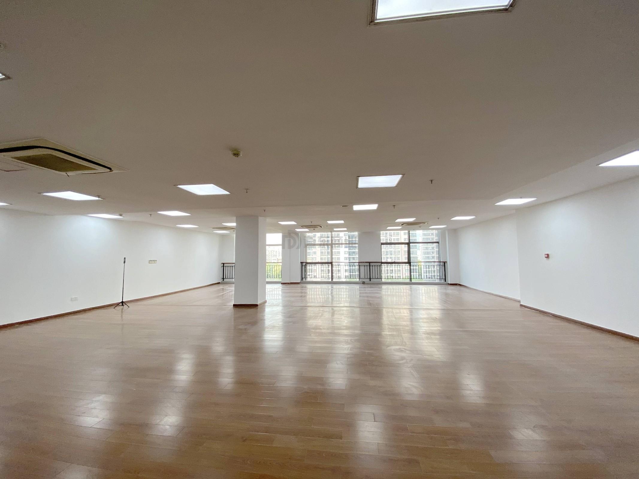 建苑智汇谷面积285平