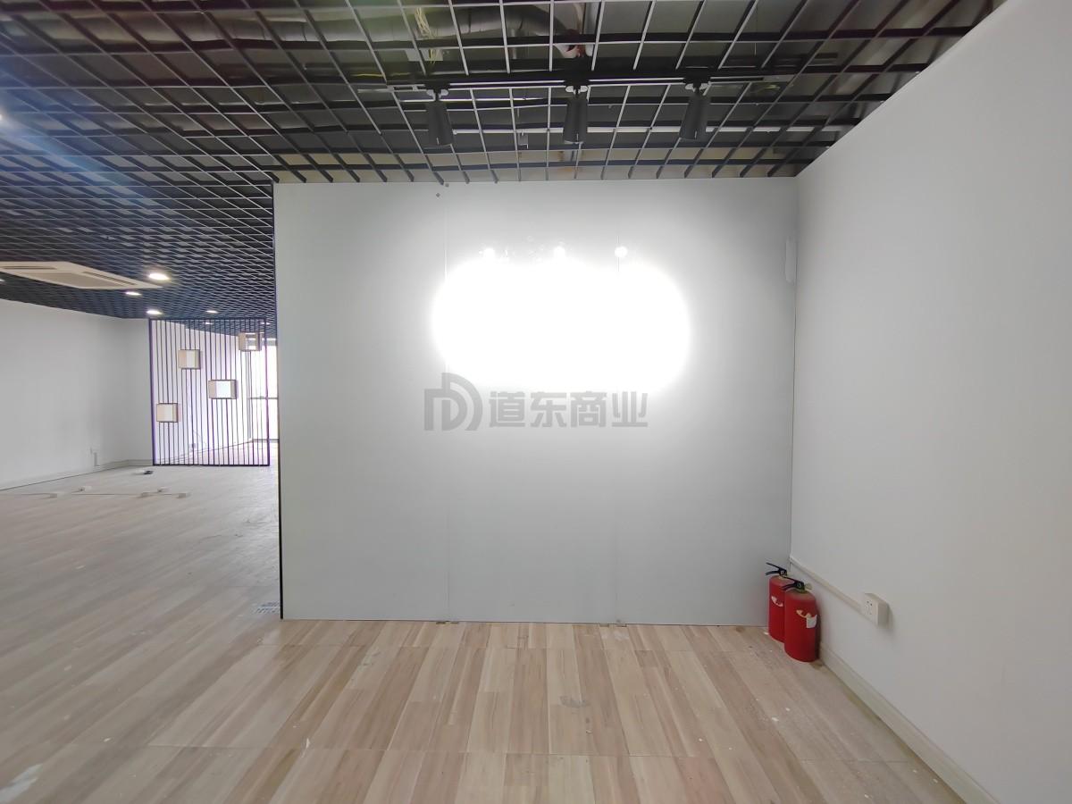 恒威大厦面积110平