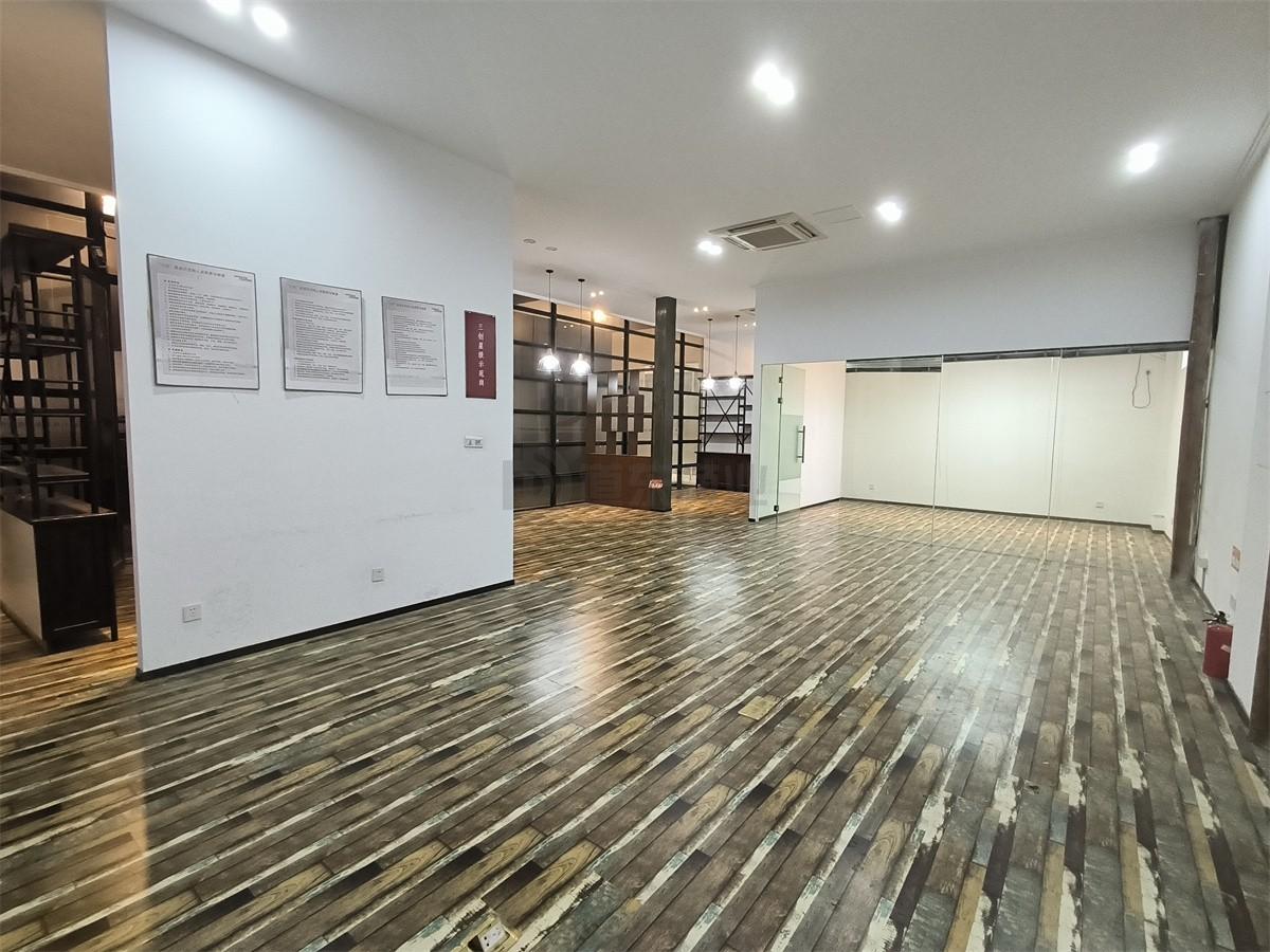 北仓门生活艺术中心面积150平