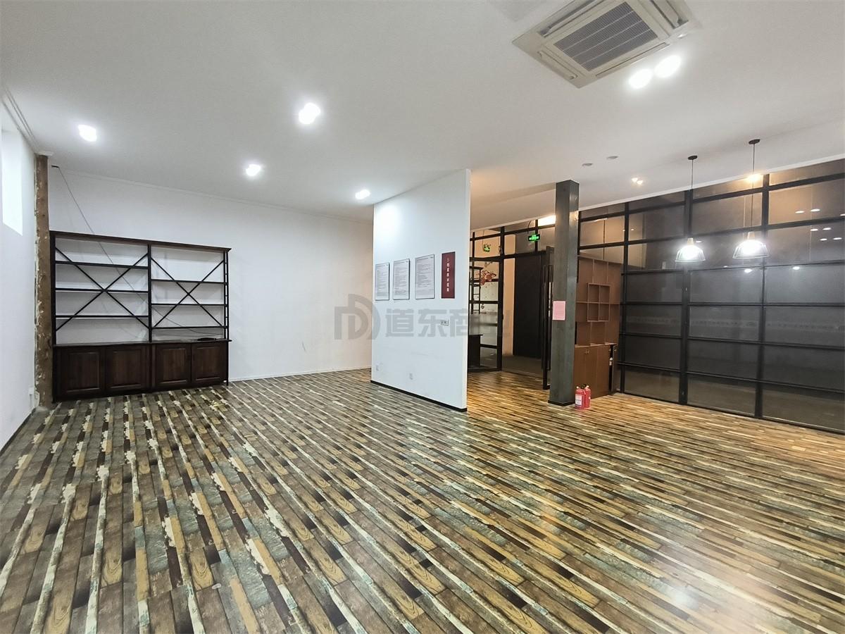 北仓门生活艺术中心面积150平