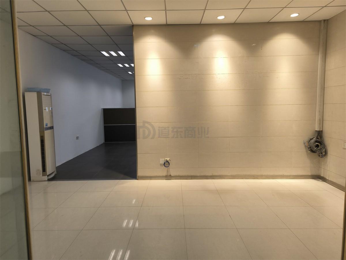 北仓门生活艺术中心面积250平