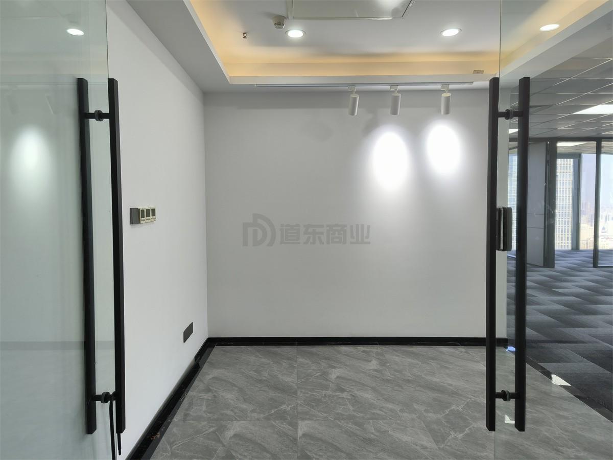 茂业世金中心面积235平
