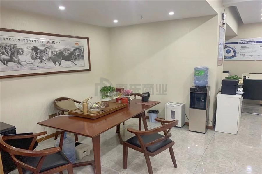 名景轩面积320平