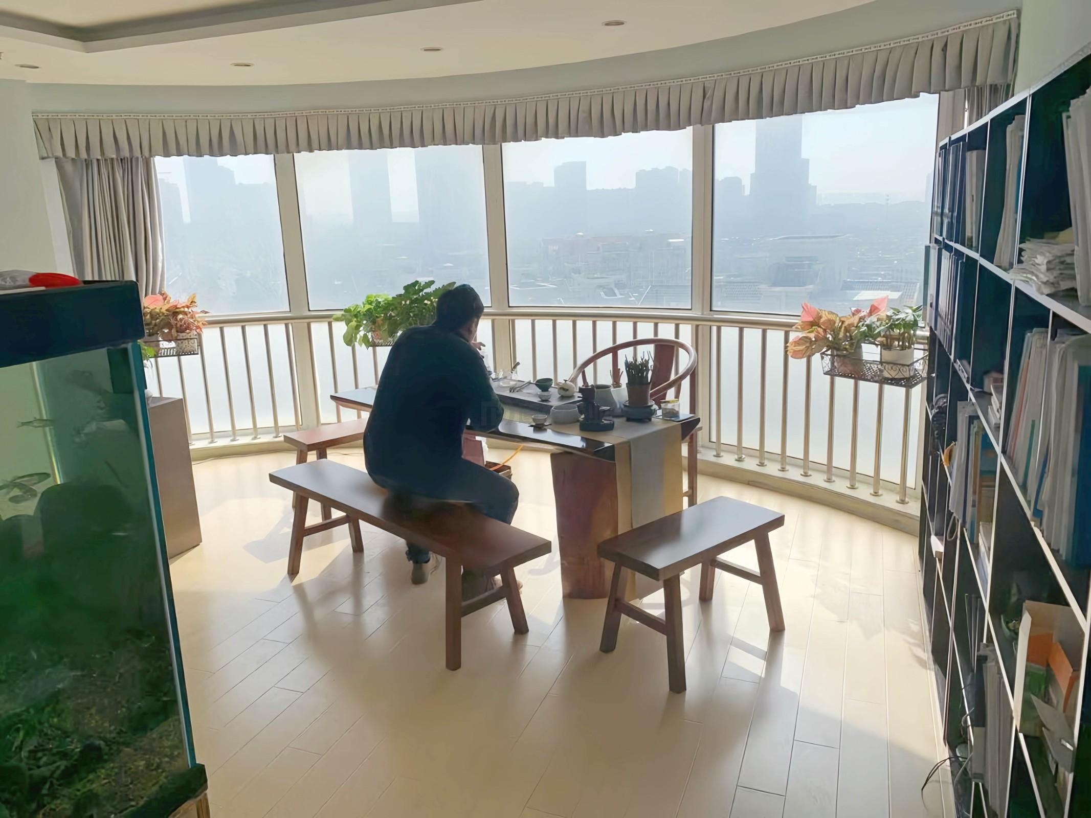 天诚大厦面积140平