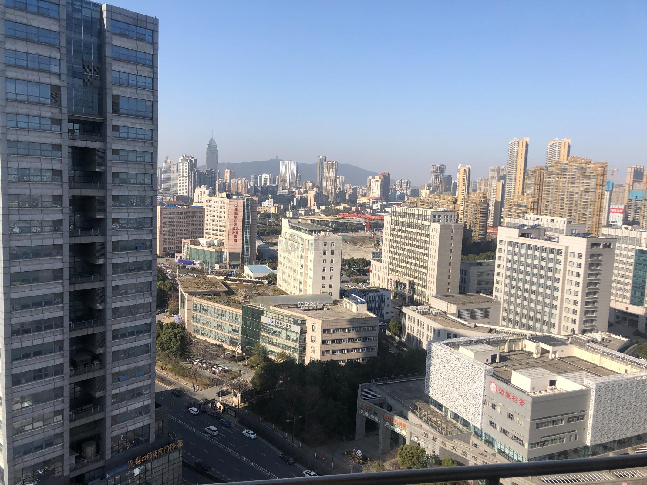 光华时代广场面积99平