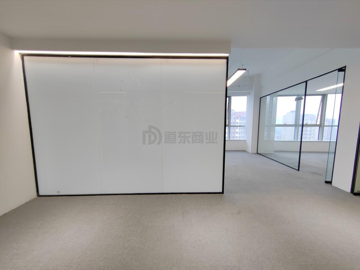 潜心数科大厦面积210平