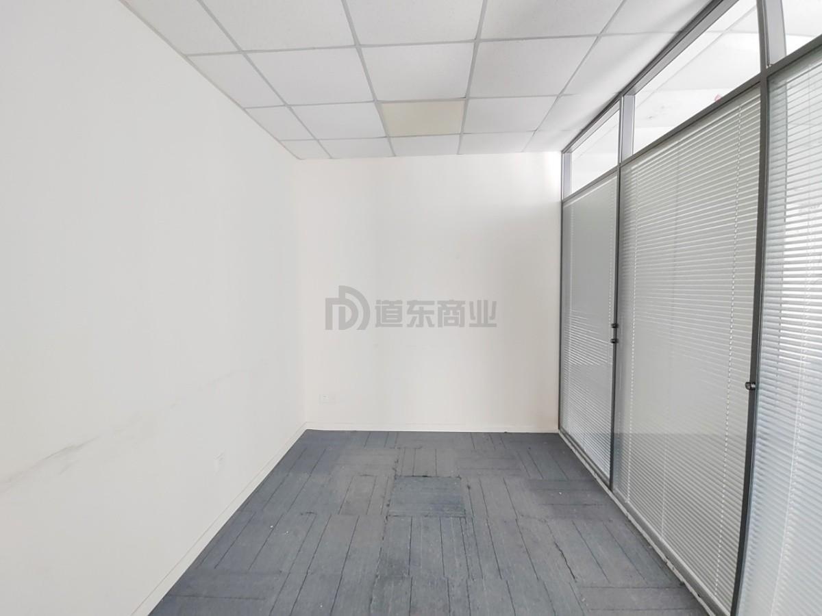 茂业世金中心面积165平