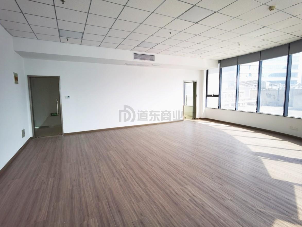 百乐广场面积100平