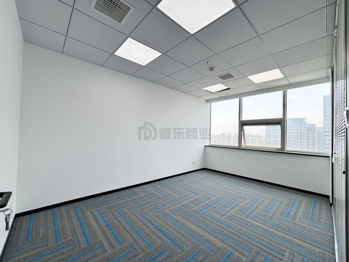 太湖明珠发展大厦面积170平