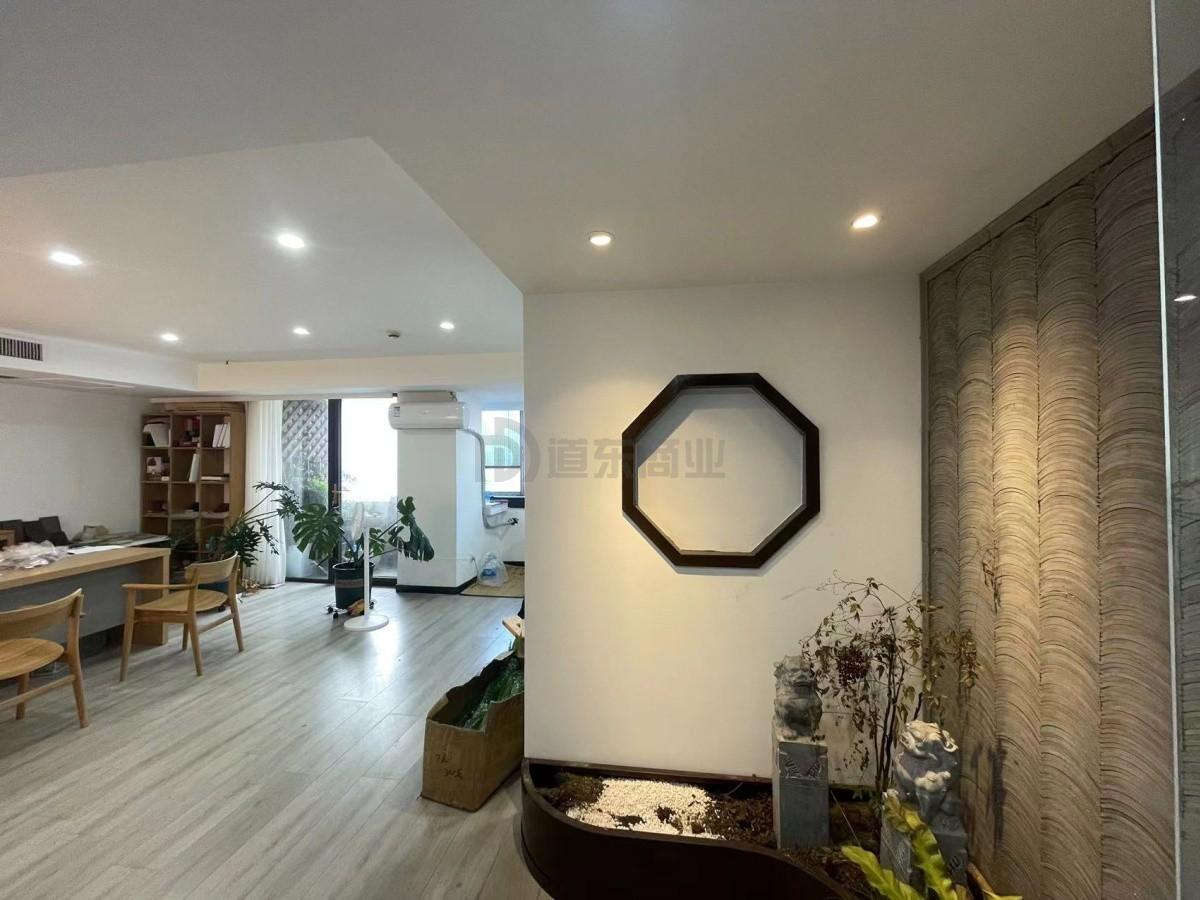 建设发展大厦面积80