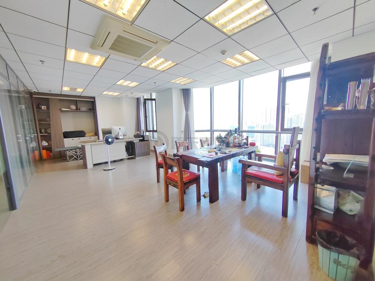 圆融发展中心面积260平