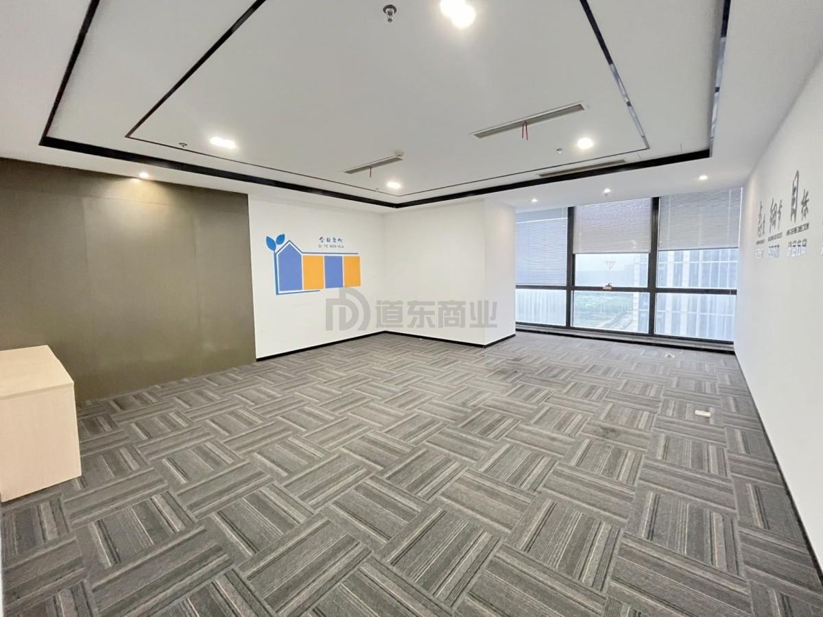 联合金融大厦面积306平