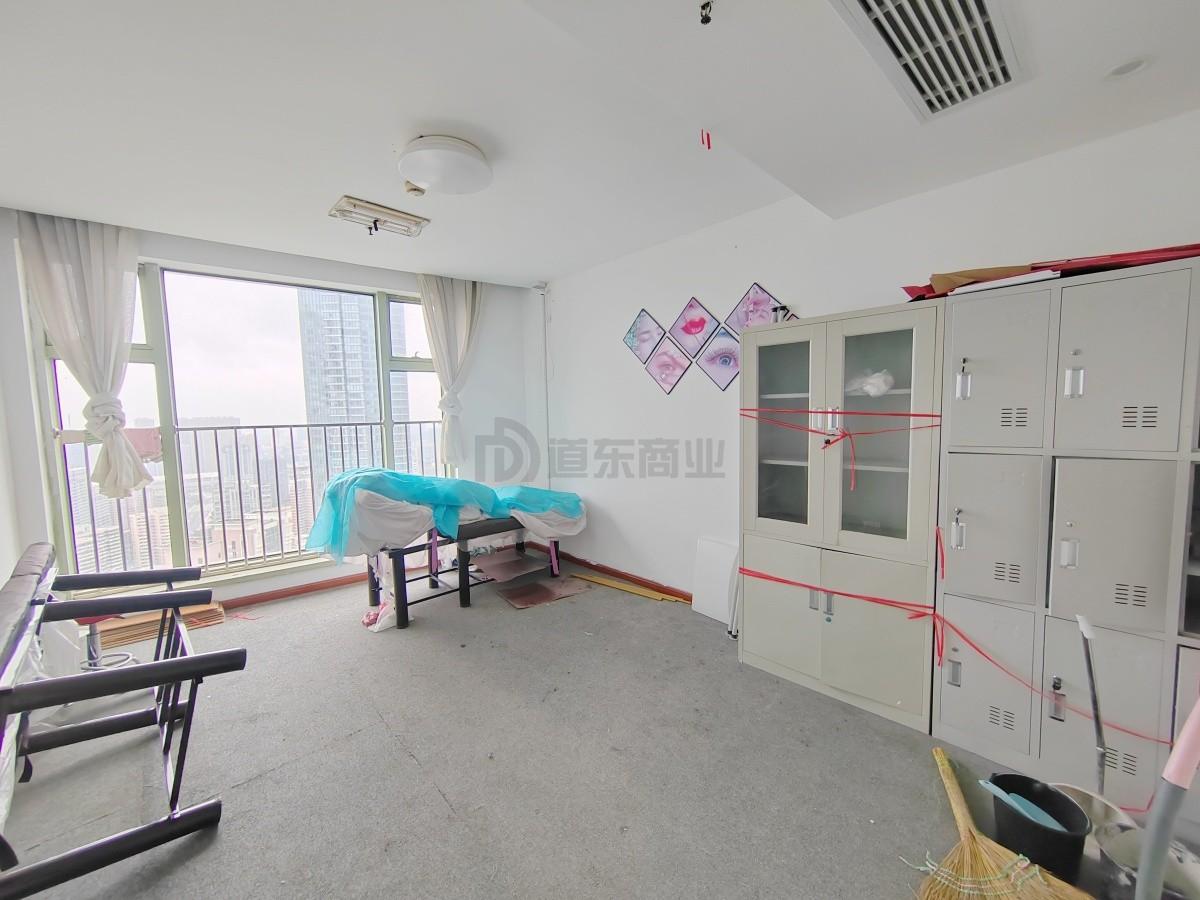 摩天360大厦面积149平