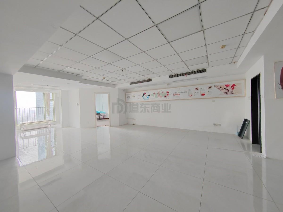 摩天360大厦面积149平