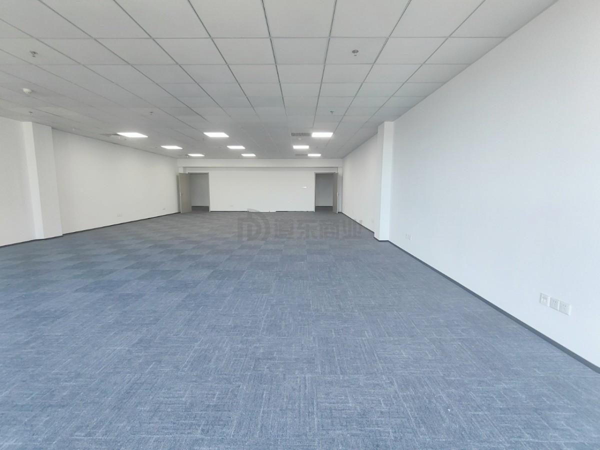 恒大发展大厦(恒信跨境电商园)面积207平