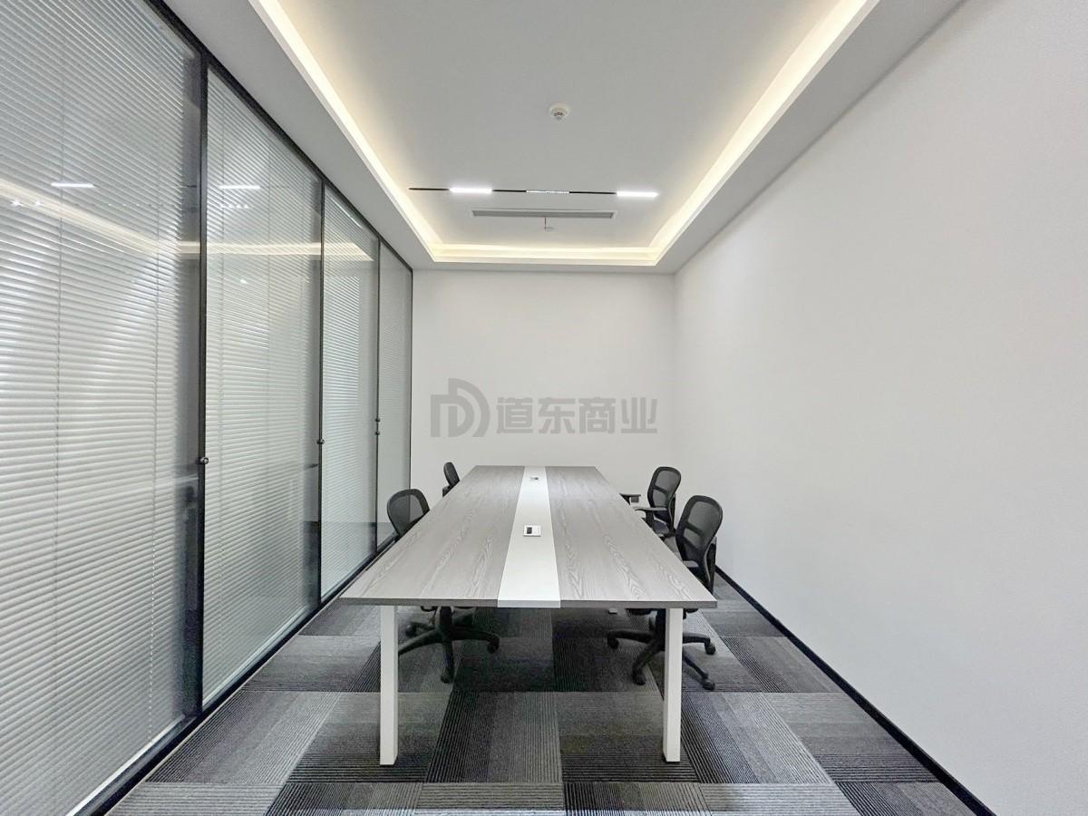 国金中心面积169平
