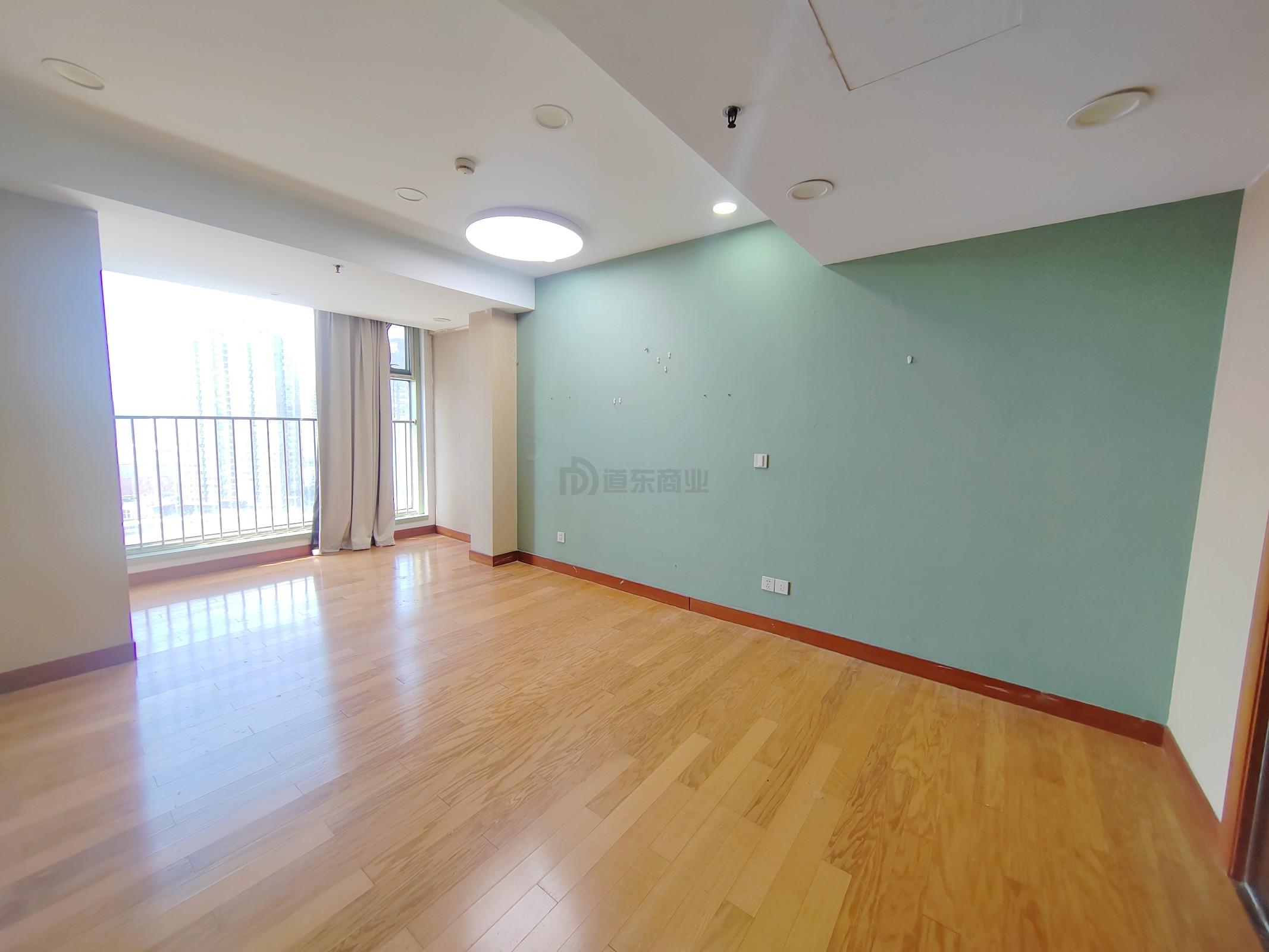 摩天360大厦面积187平
