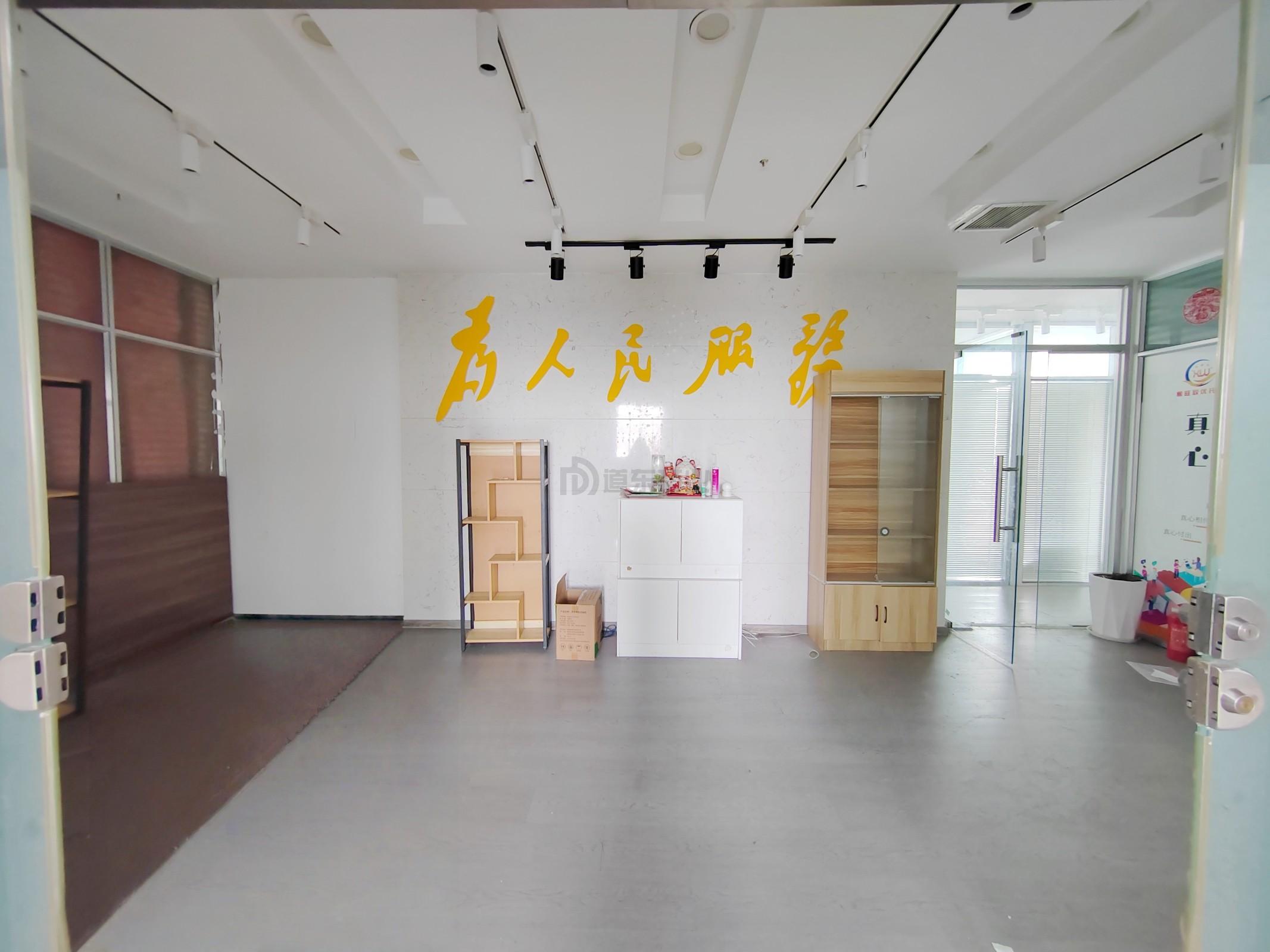 新鼎球大厦面积238