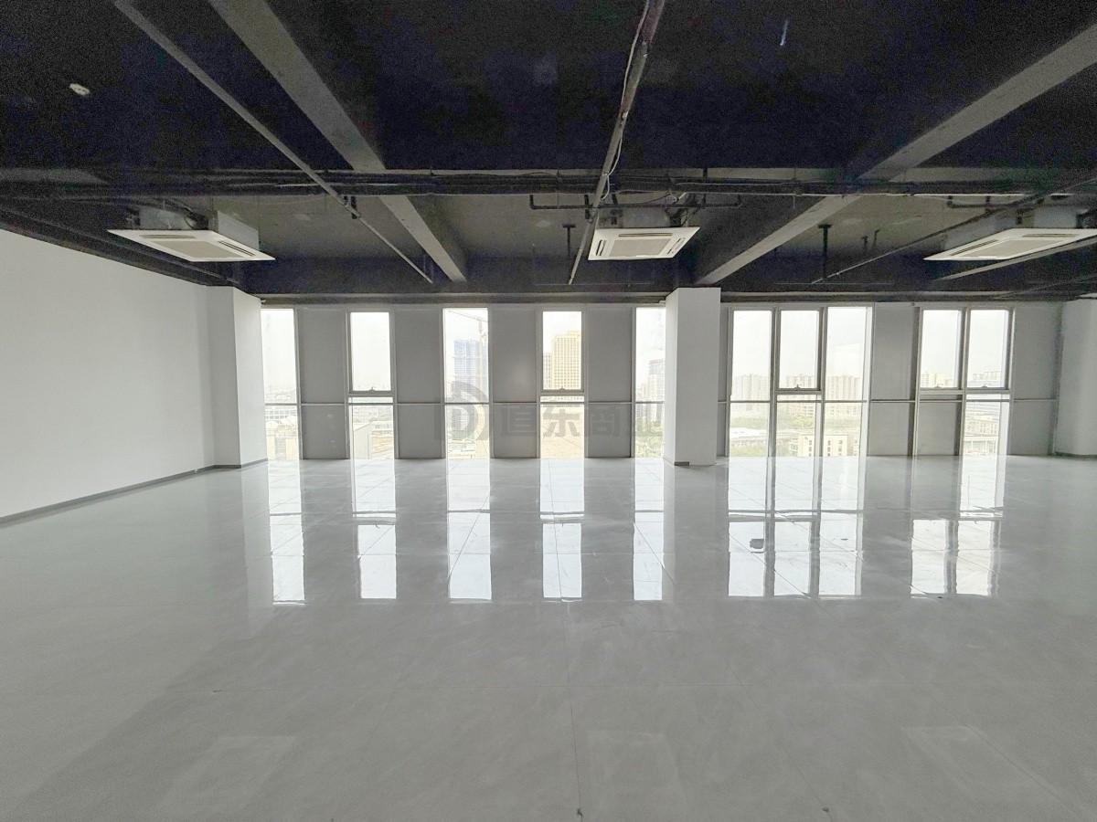 新发汇融广场面积230