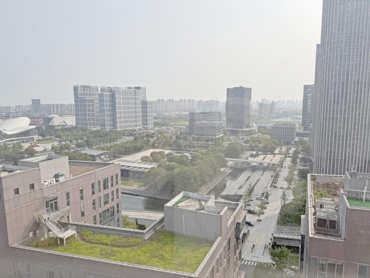 新发汇融广场面积102平