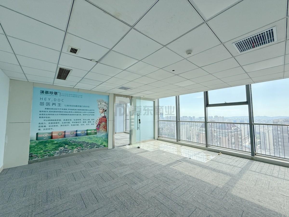 河埒口万达广场写字楼面积100平