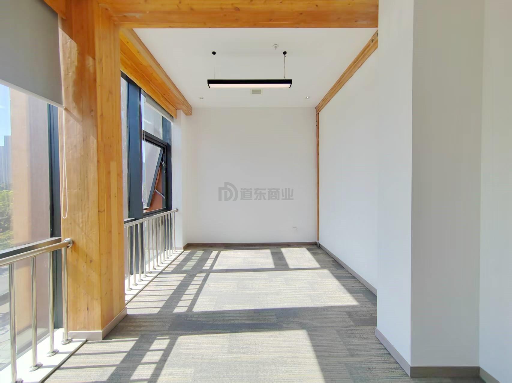 长三角数据创新中心(雪浪小镇二期)面积168平