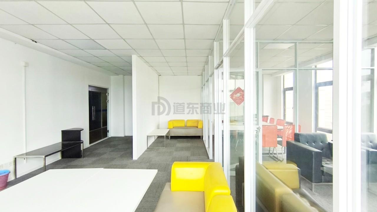 索立得国际科技合作园面积100平
