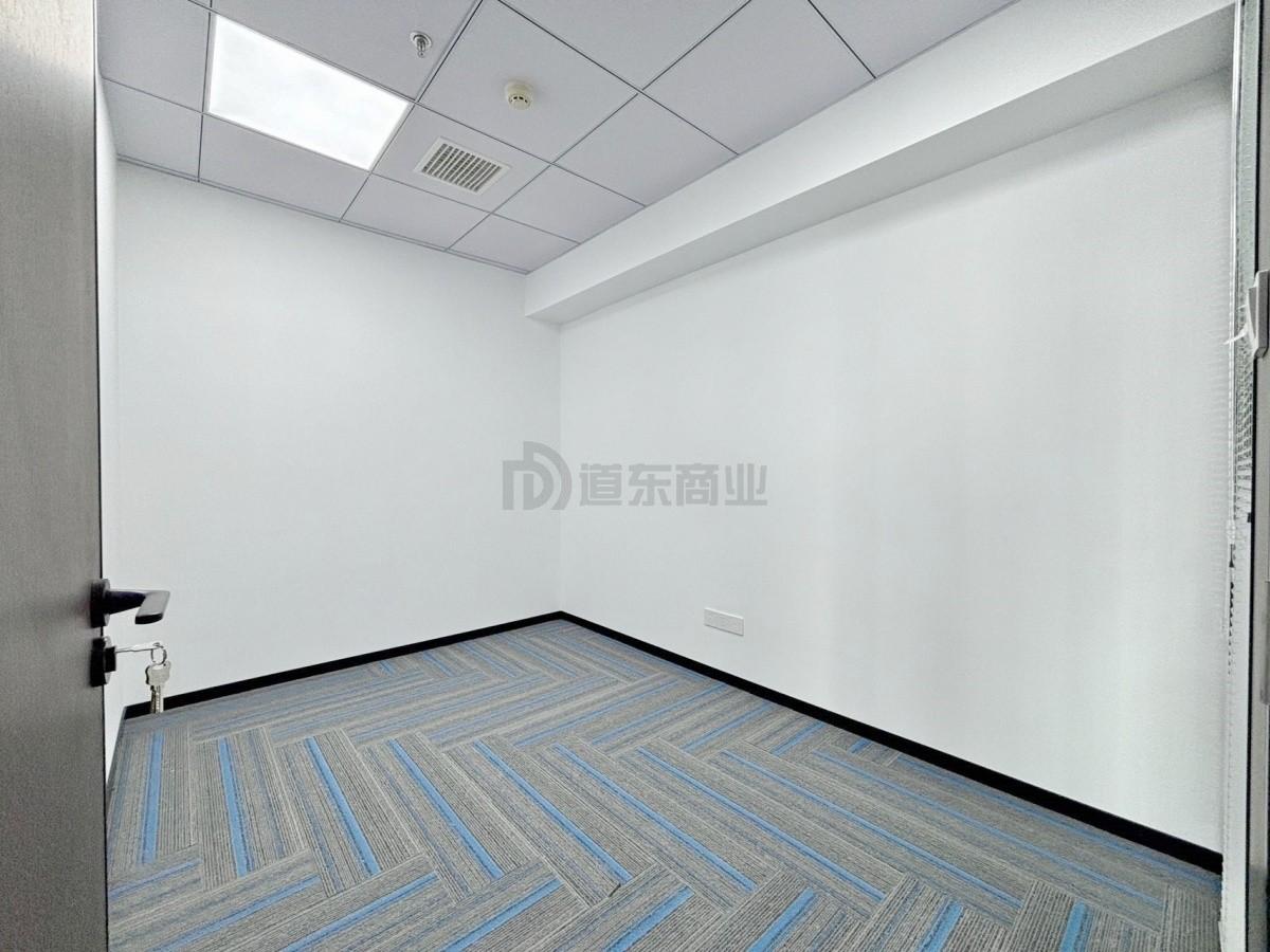 太湖明珠发展大厦面积110平