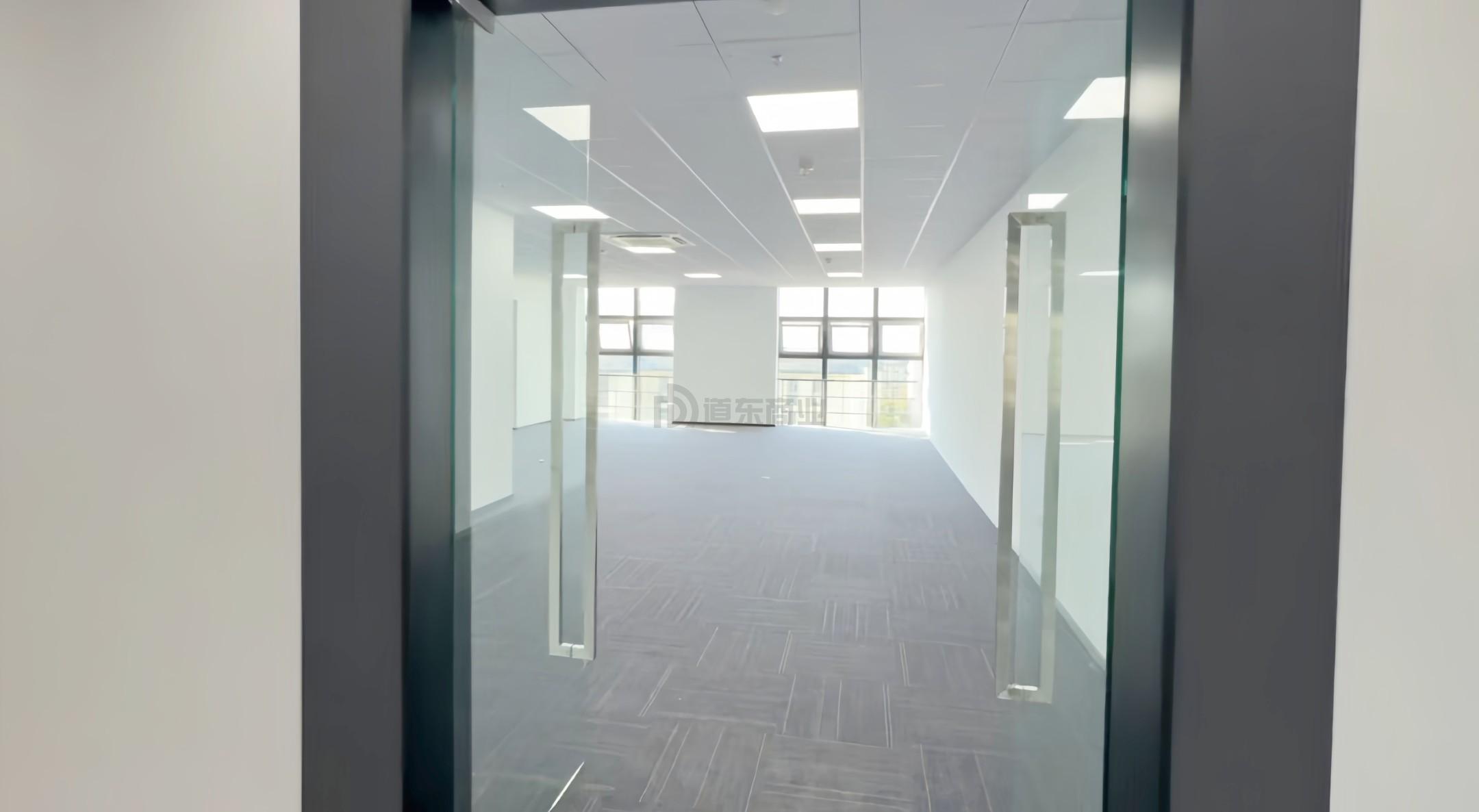 芯享汇面积217平