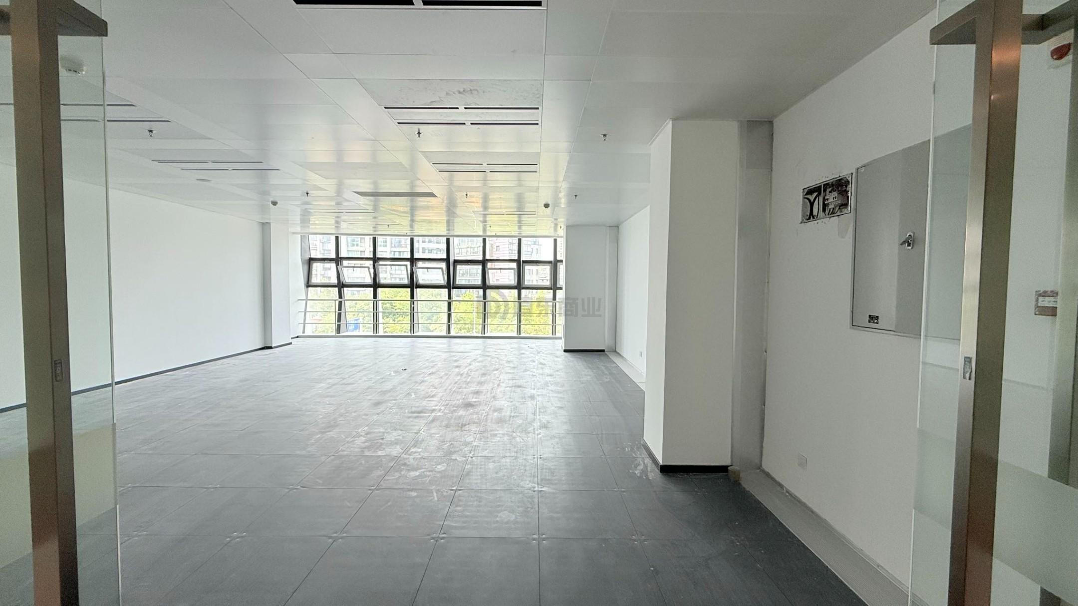 芯享汇面积173平