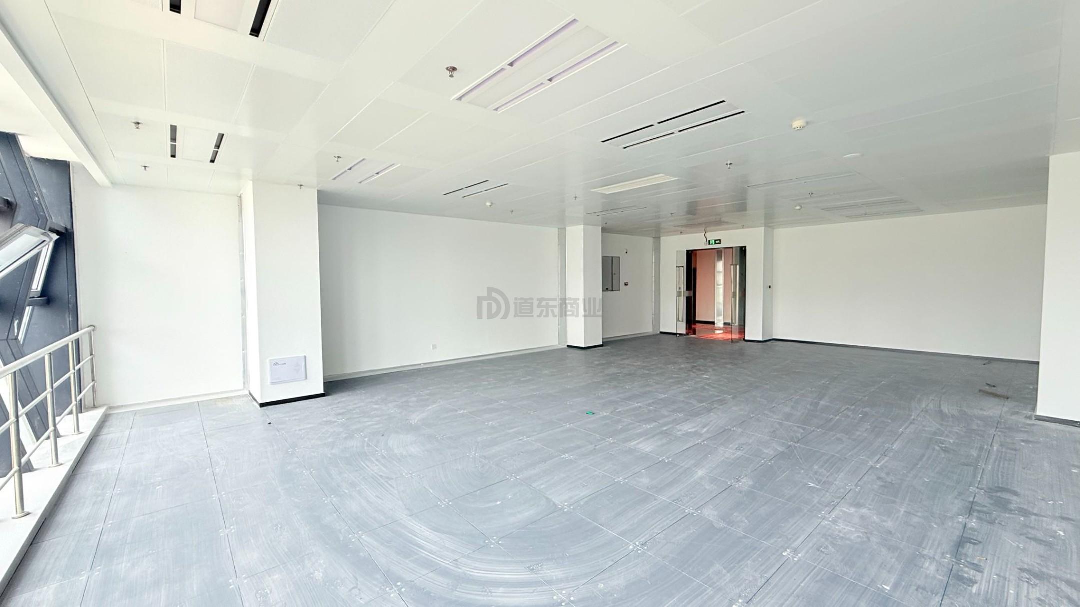 芯享汇面积173平