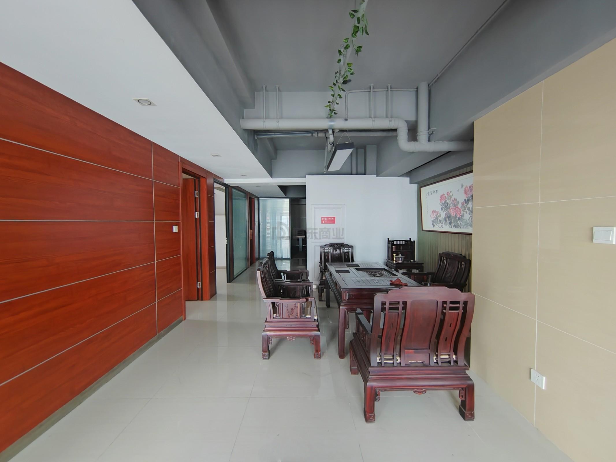 名品城面积365平