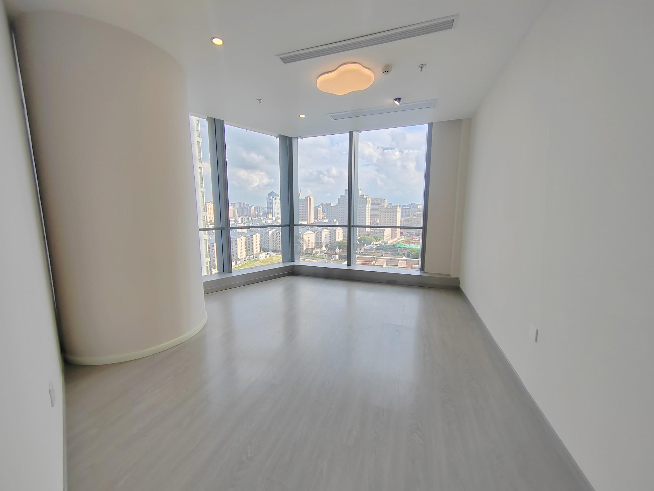 东岭锡上面积138平