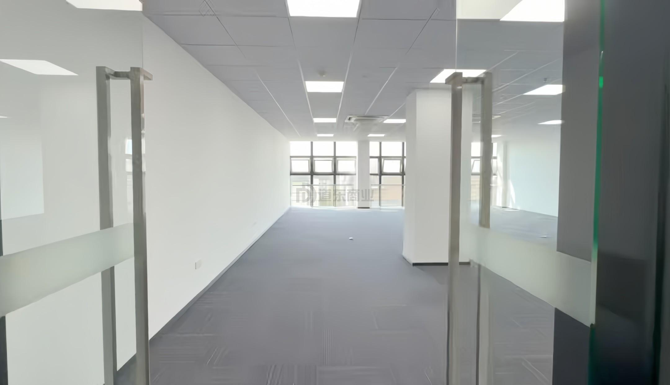 芯享汇面积279平