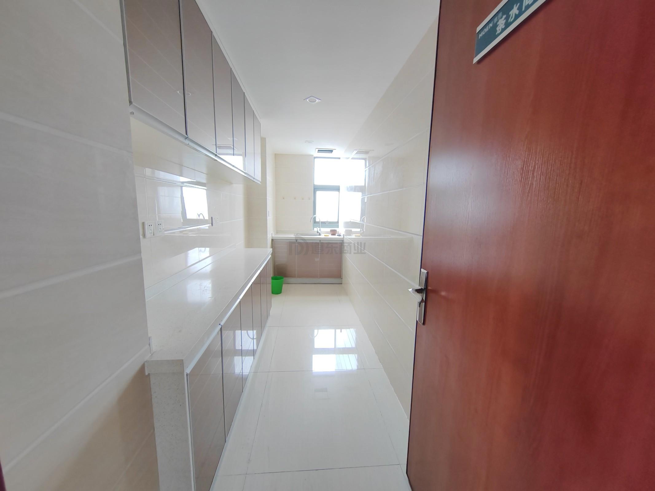 名品城面积365平