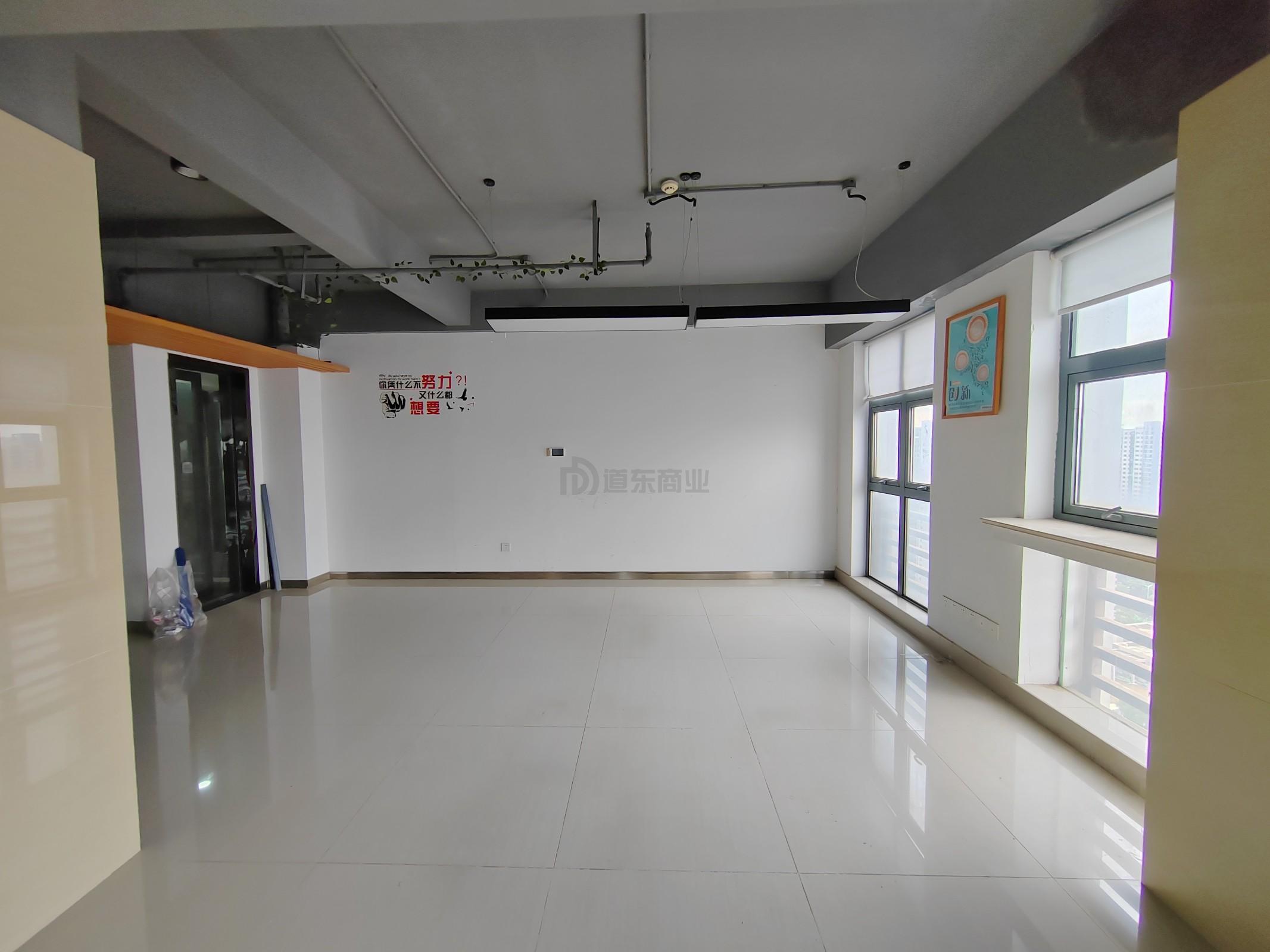 名品城面积365平