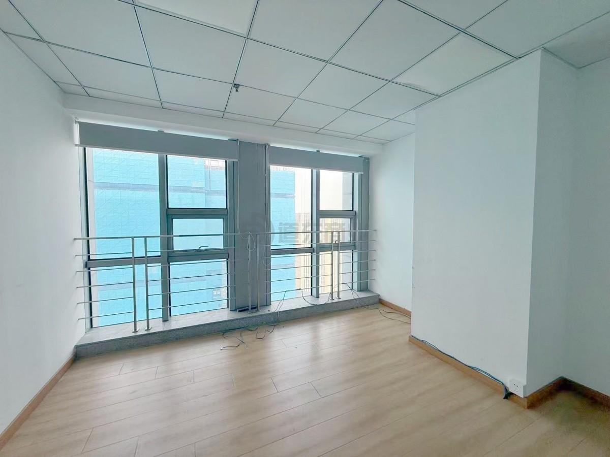 扬名科技创业中心面积700平