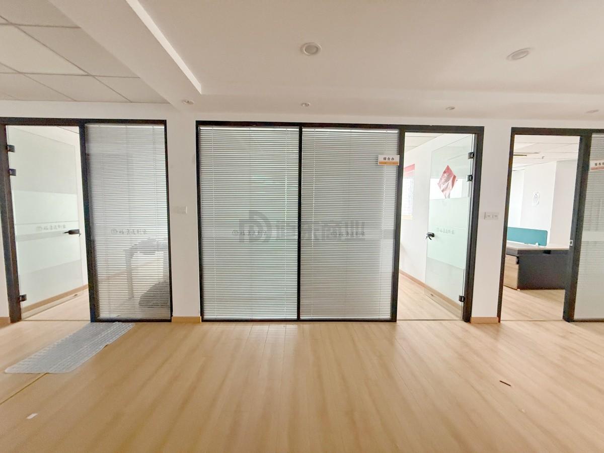 扬名科技创业中心面积700平