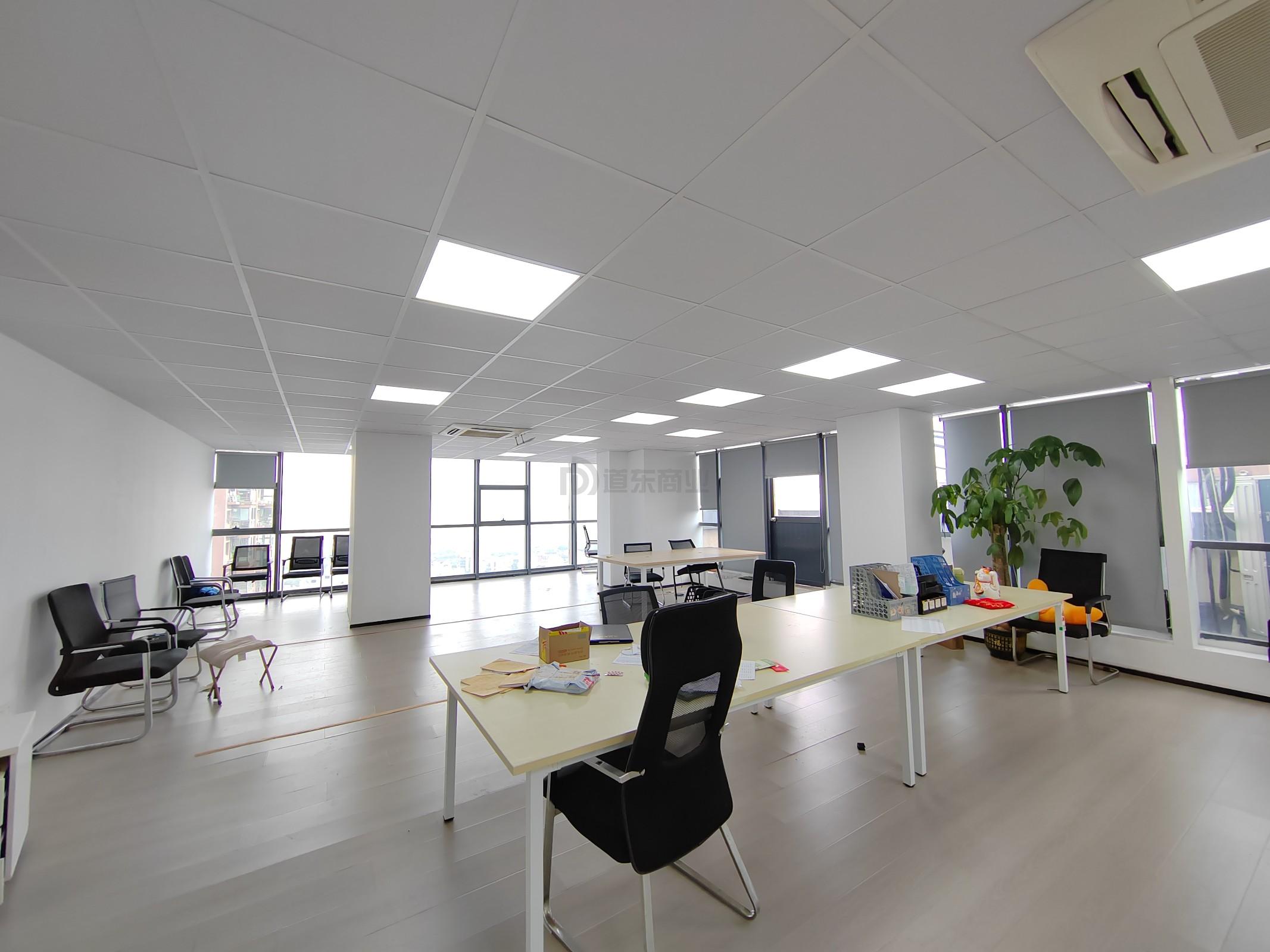 恒威大厦面积147平