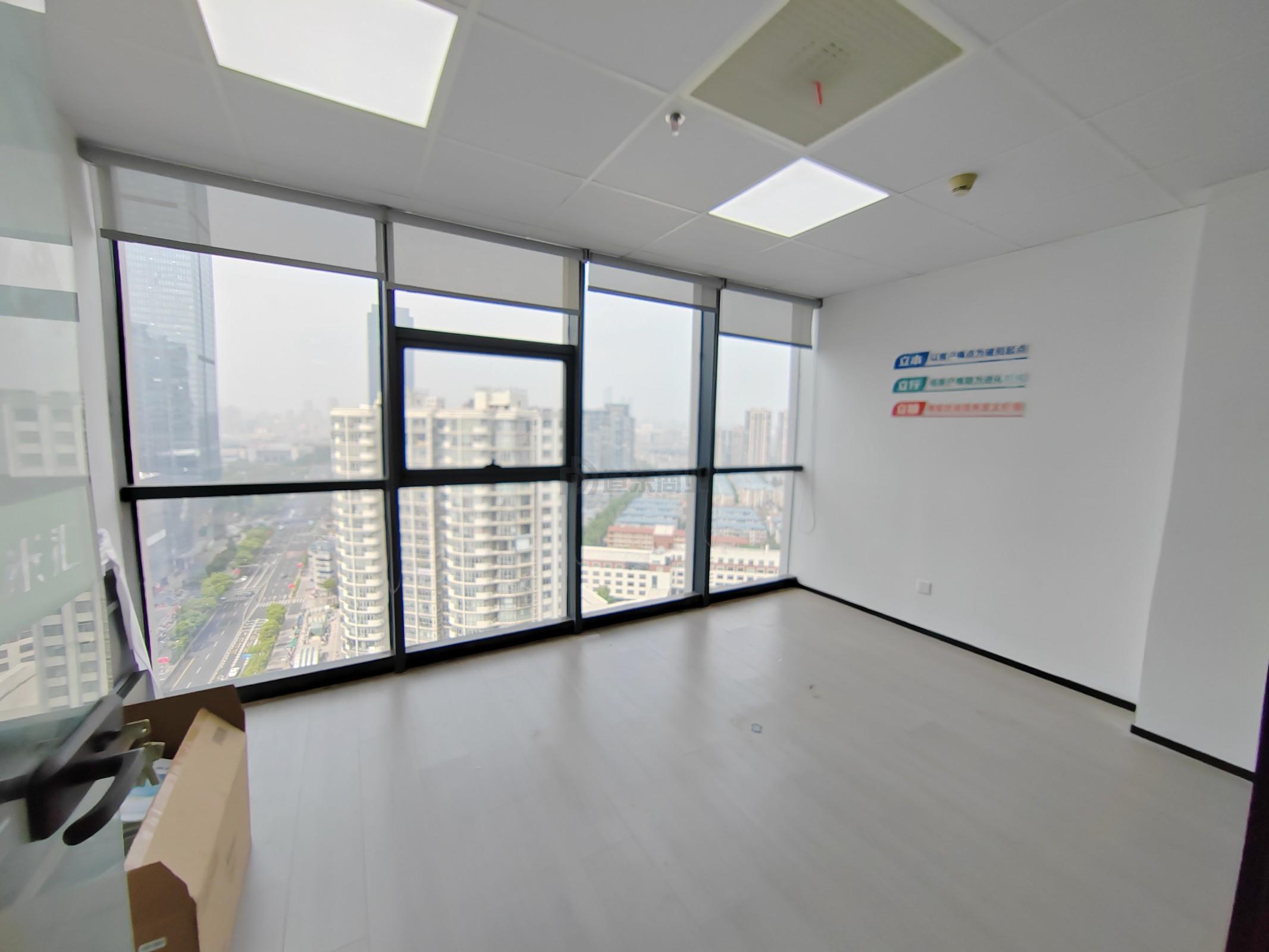 恒威大厦面积139平