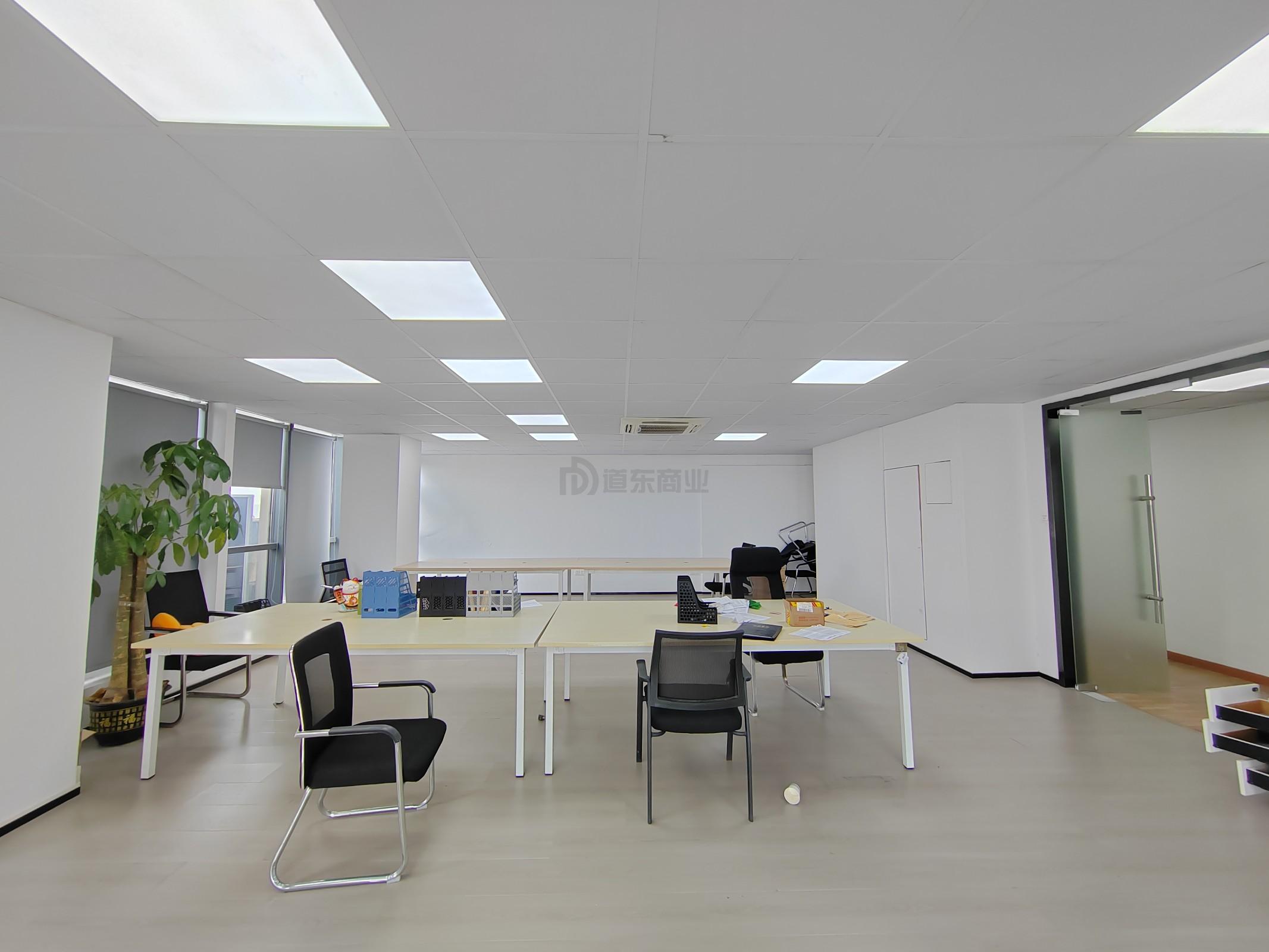 恒威大厦面积147平