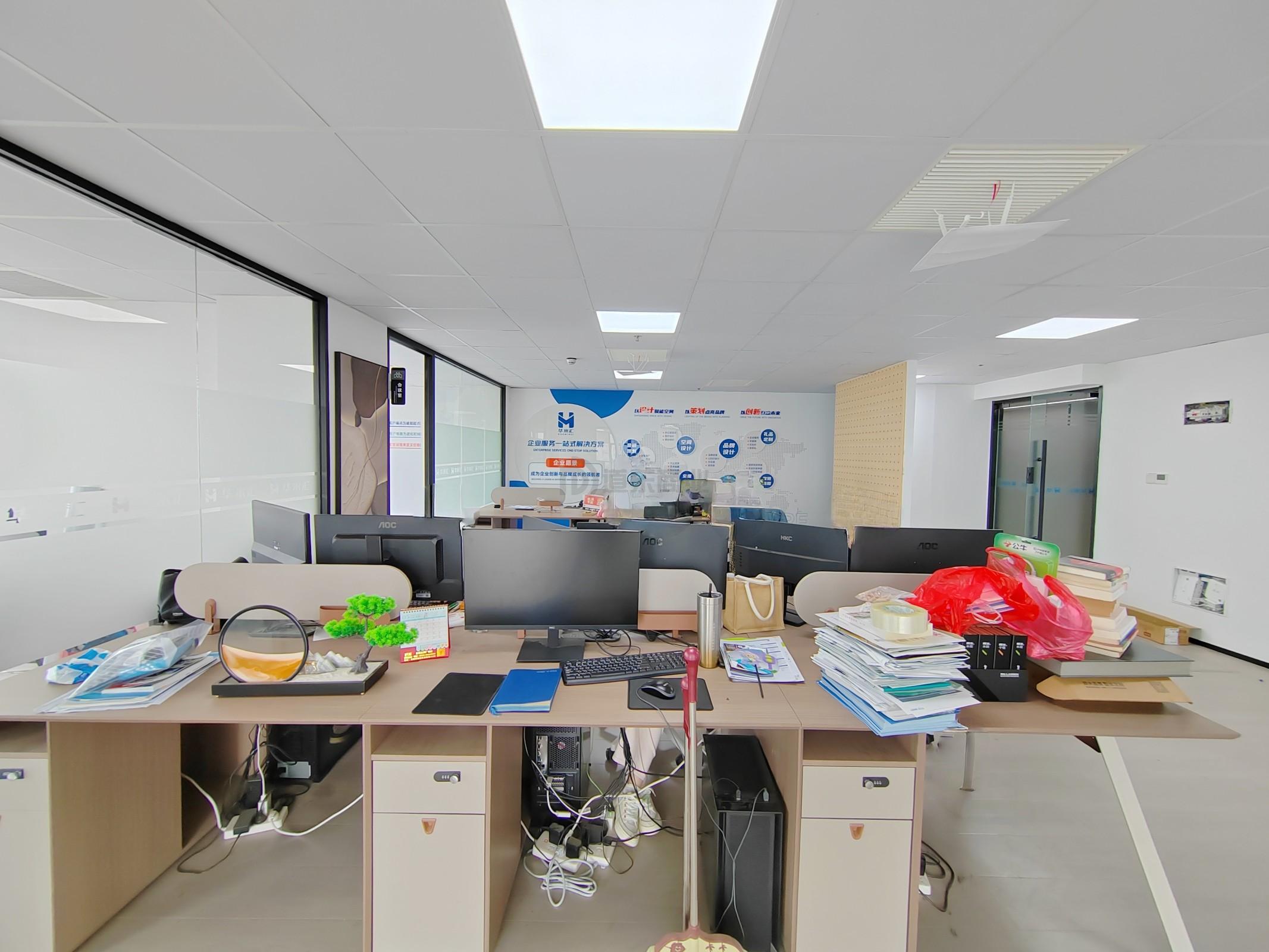 恒威大厦面积139平