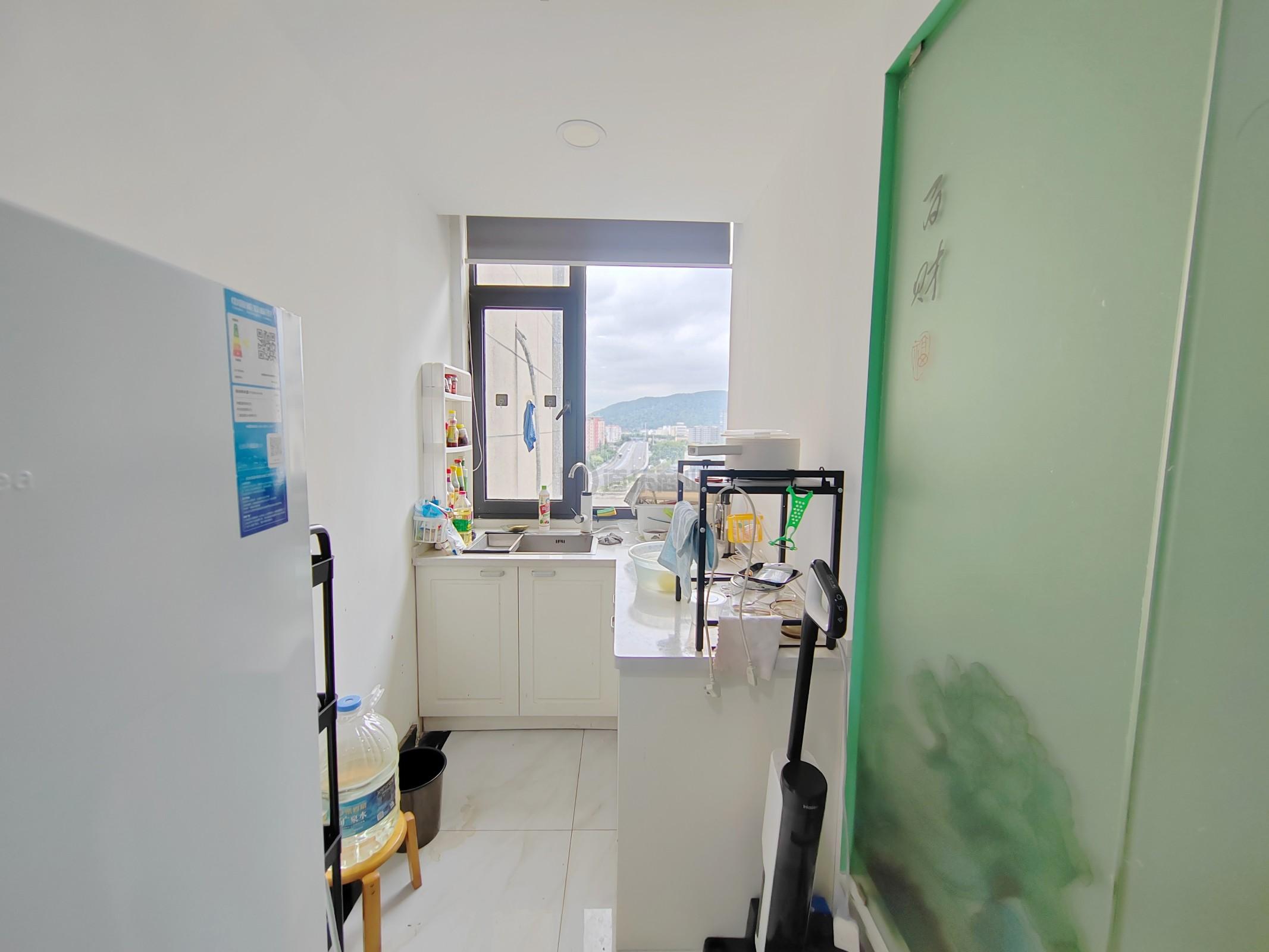 苏宁天御广场面积127平