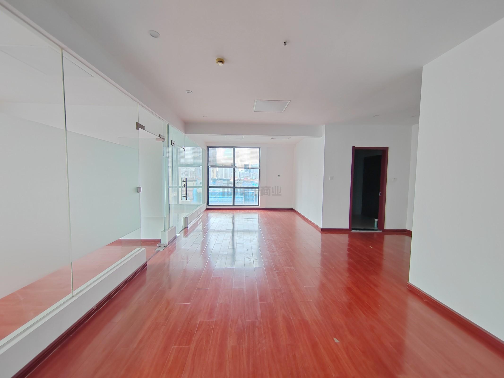 苏宁天御广场面积273平